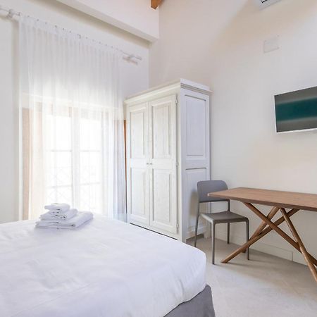 Italianway - Locanda Della Meridiana Pula Exteriér fotografie